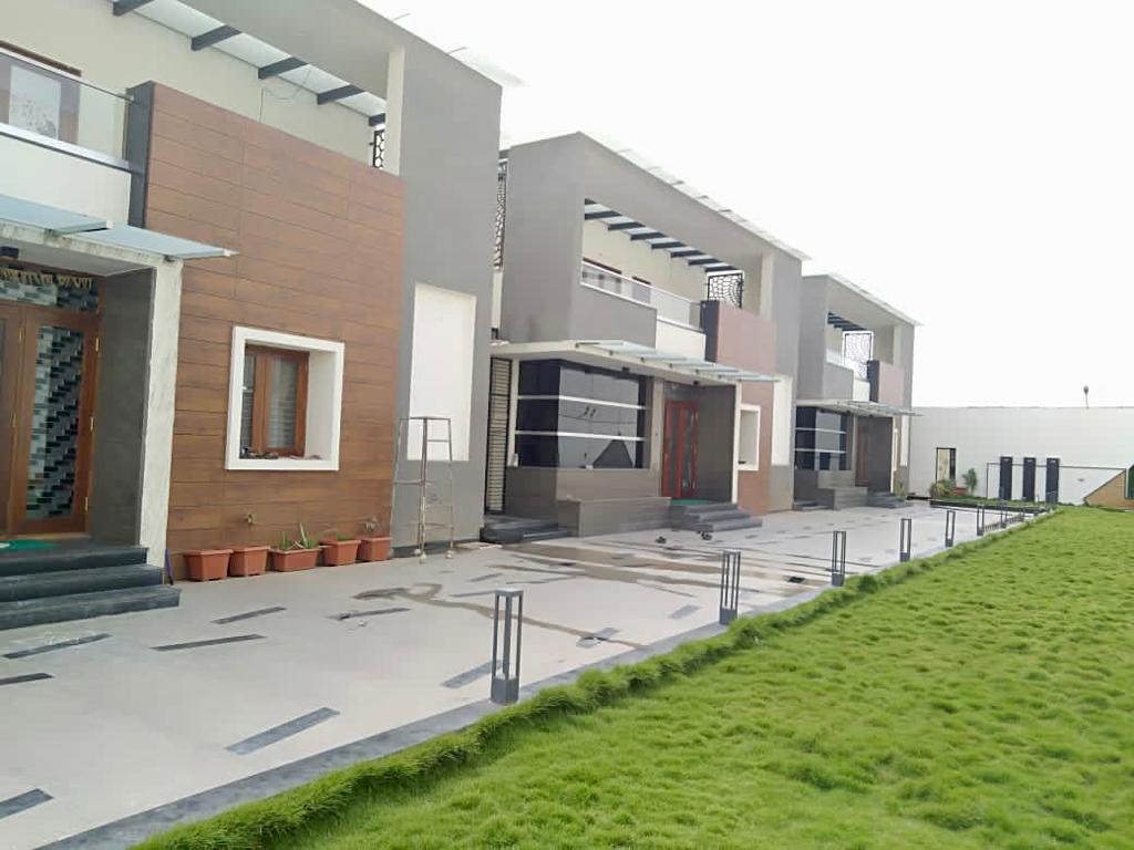 Fundermax facade - contemporary panel design installation Thrissur Kerala | Precise Homes