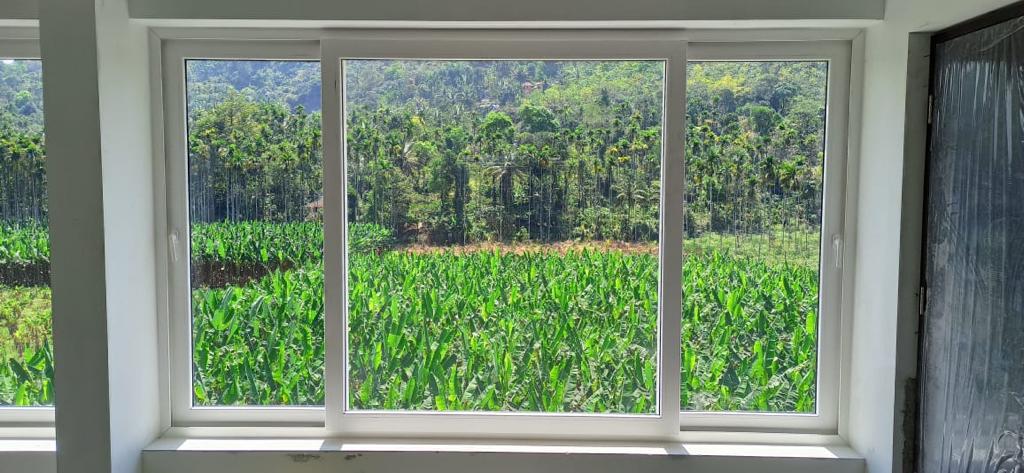 Saint-Gobain strip - horizontal glass strip installation Kochi Kerala | Precise Homes